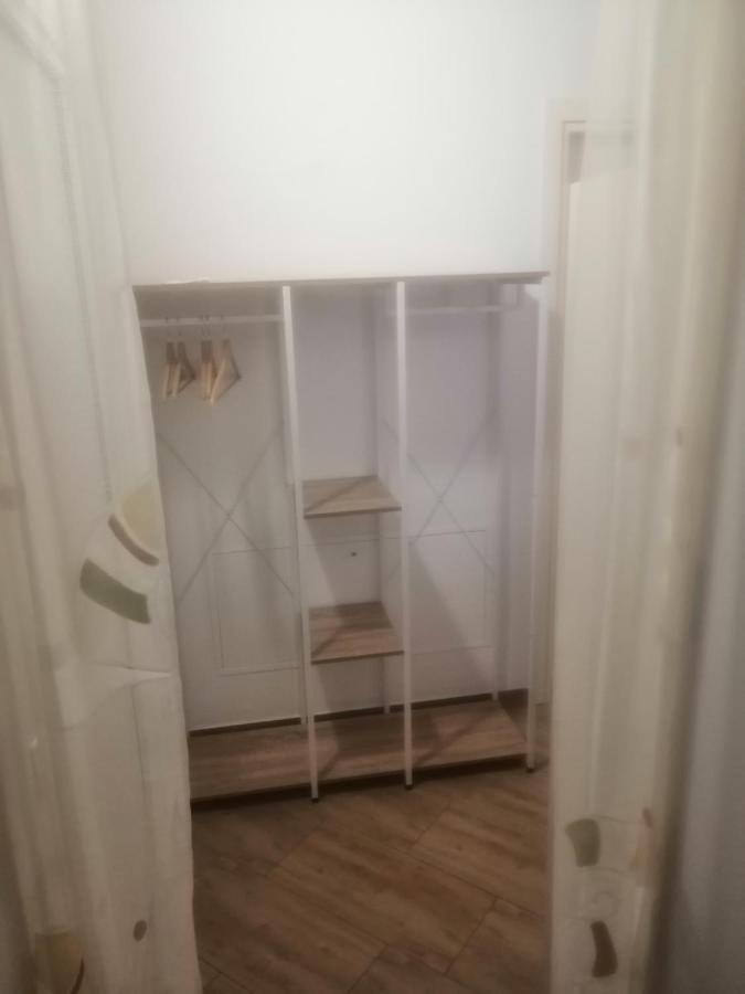 Cascina Legnago Trilocale A 6 Chilometri Da Salo' Apartment Villanuova sul clisi Luaran gambar