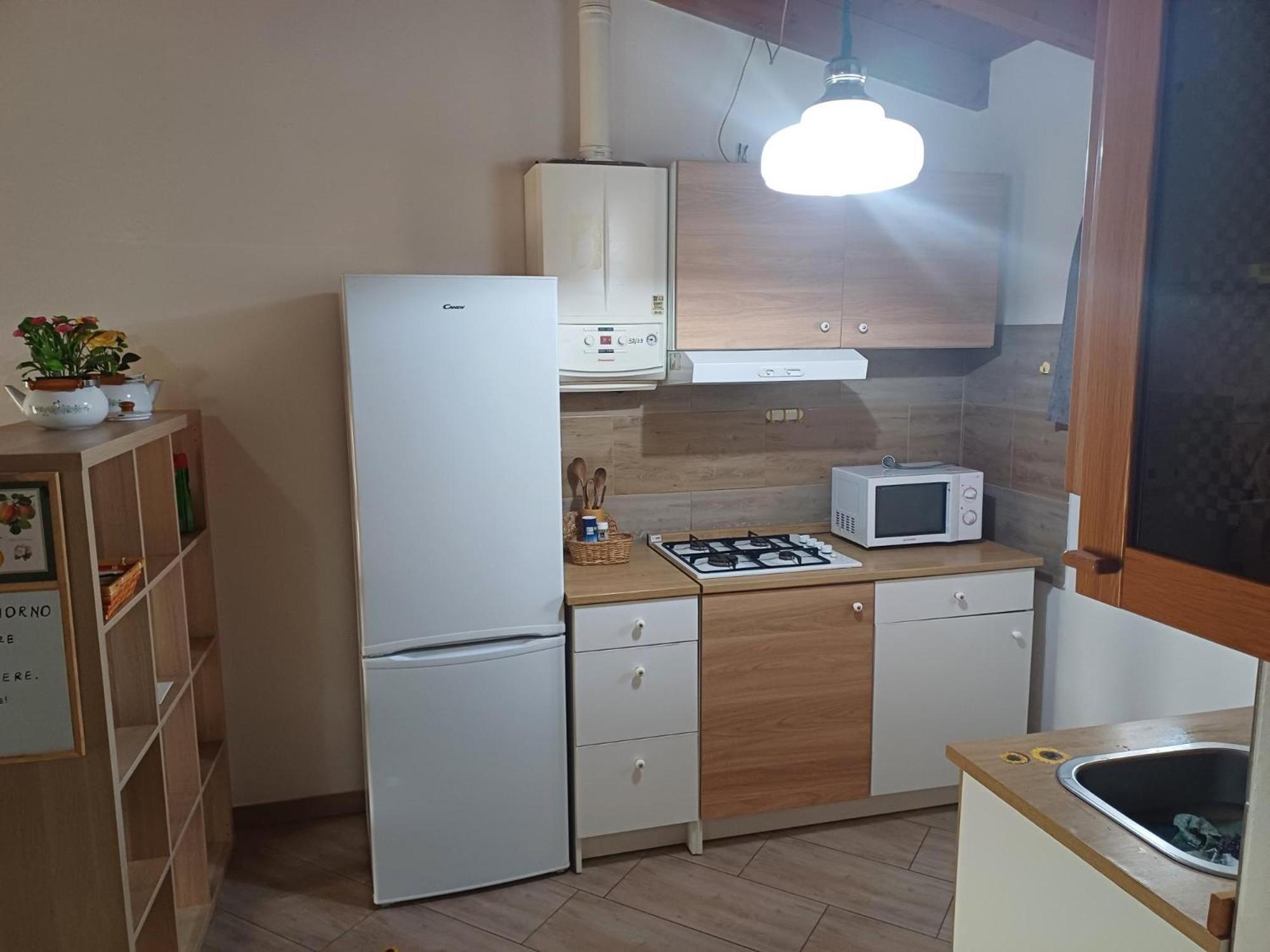 Cascina Legnago Trilocale A 6 Chilometri Da Salo' Apartment Villanuova sul clisi Luaran gambar