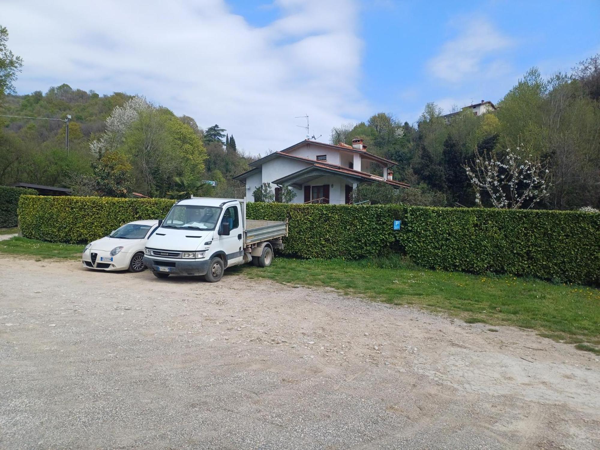 Cascina Legnago Trilocale A 6 Chilometri Da Salo' Apartment Villanuova sul clisi Luaran gambar