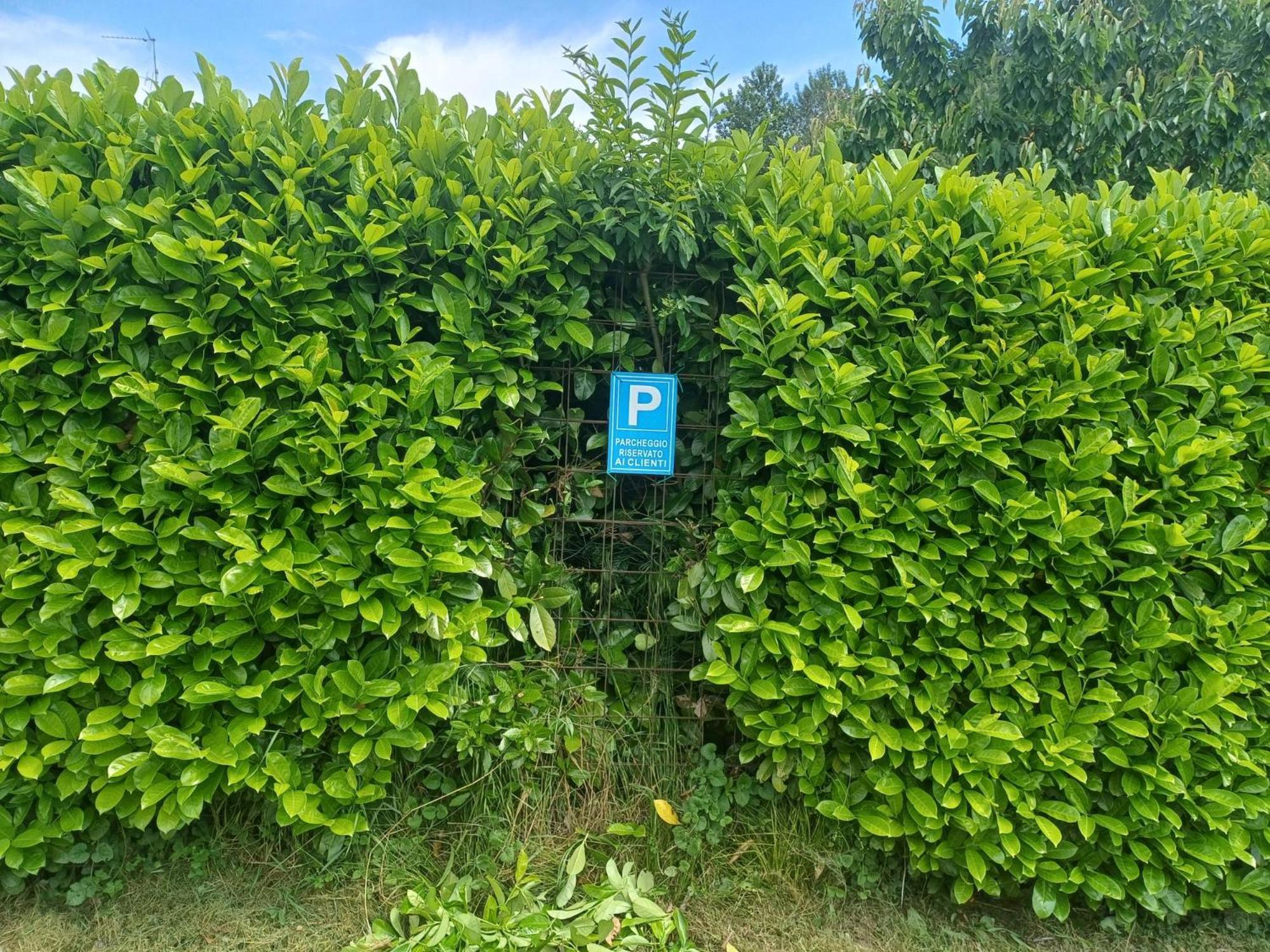 Cascina Legnago Trilocale A 6 Chilometri Da Salo' Apartment Villanuova sul clisi Luaran gambar